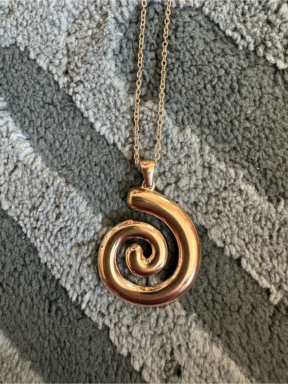 Gold Spiral Pendant Necklace - Women Jewelry